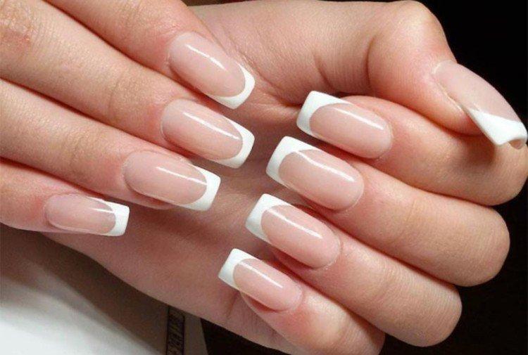 Square - Formes d'ongles pour manucure