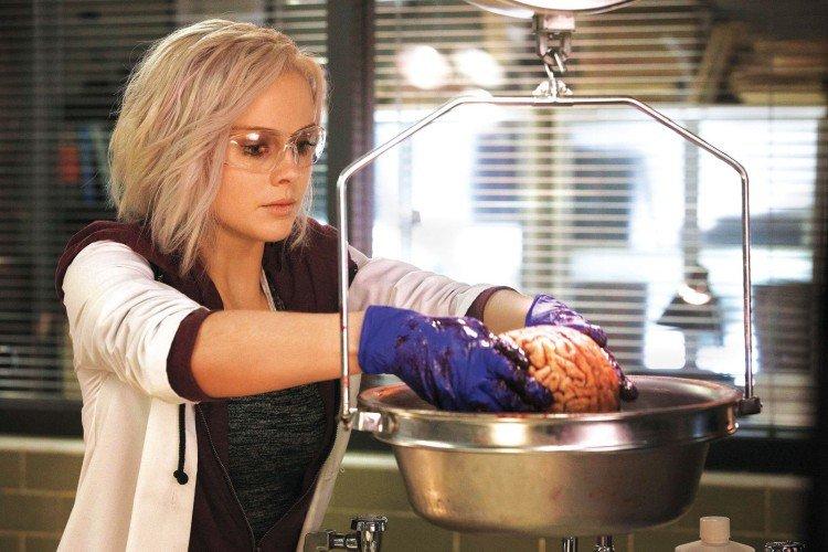 Je suis un zombie (2015)