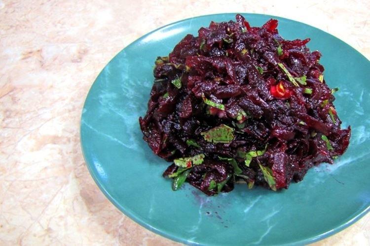 Salade de betteraves bouillies à la coriandre