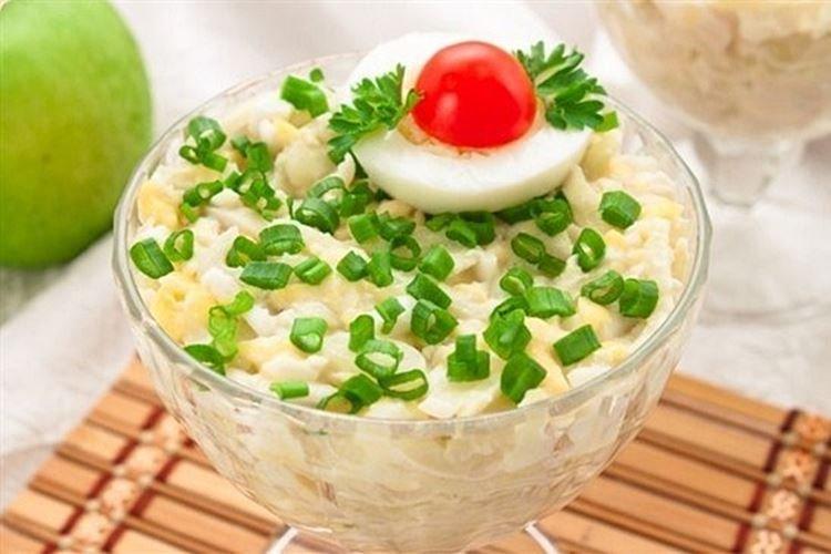 Salade de calamars au fromage et aux pommes