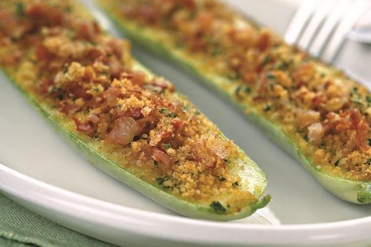 Courgettes à la chapelure au four