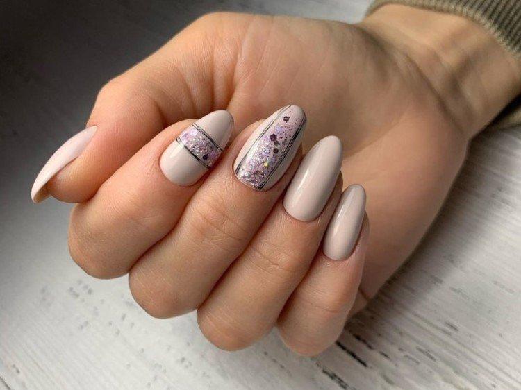 Manucure nue - photos et idées