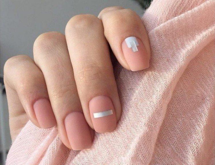 Manucure nue - photos et idées