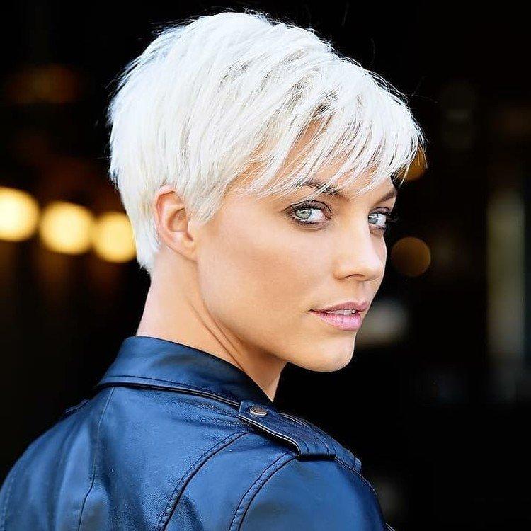 Coupe de cheveux Pixie 2021 - photos et idées