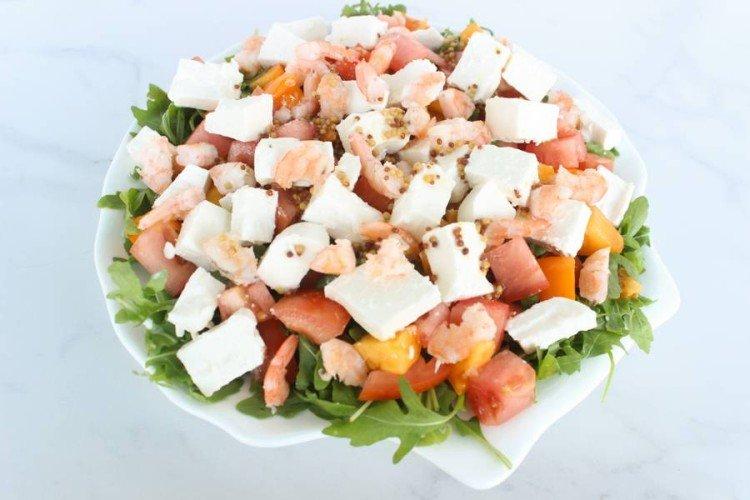 Salade de crevettes et feta