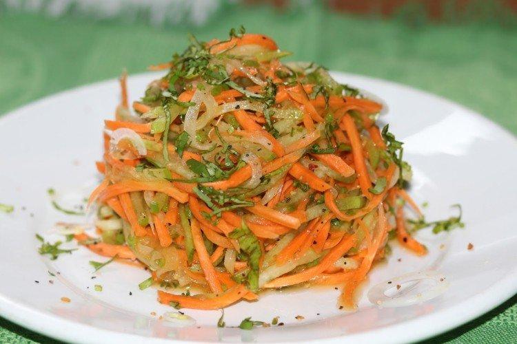 Salade de radis aux carottes et noix