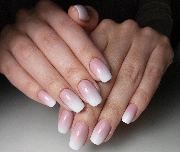 Manucure aérographe beige