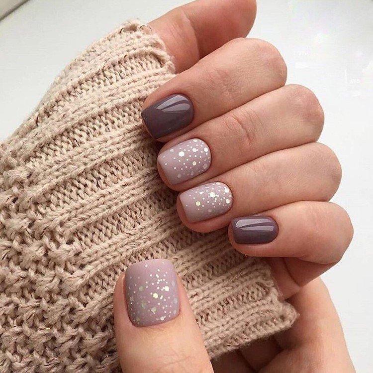 Manucure beige - photos et idées