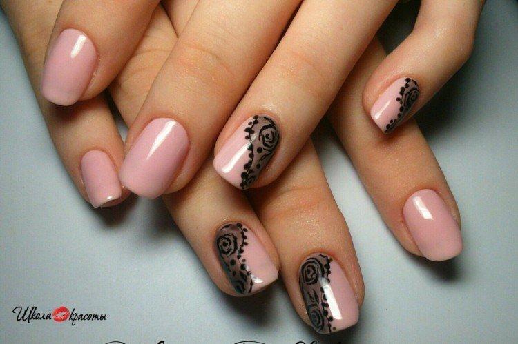 Manucure rose - photos et idées