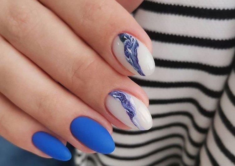 Manucure bleue - photos et idées