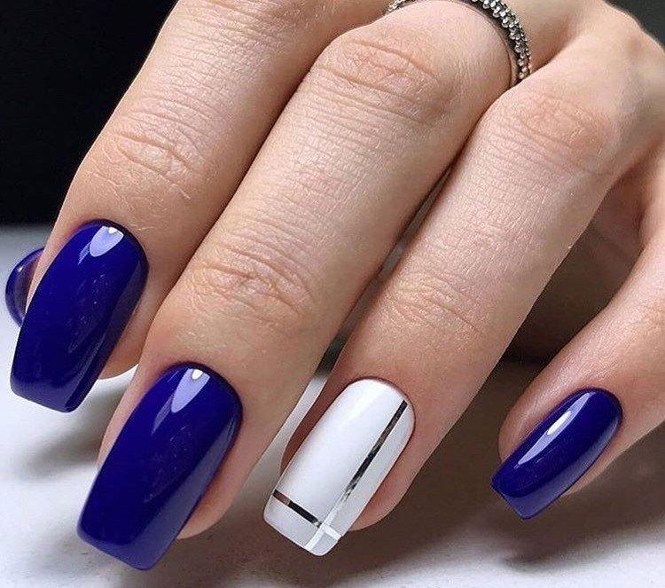 Manucure bleue - photos et idées