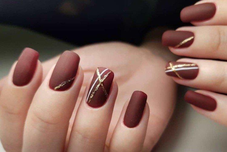 Manucure bourguignonne - photos et idées