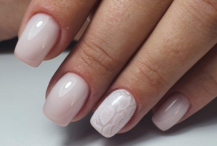 Manucure au lait - photos et idées