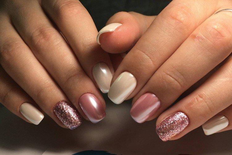 Manucure sur ongles carrés avec frottement