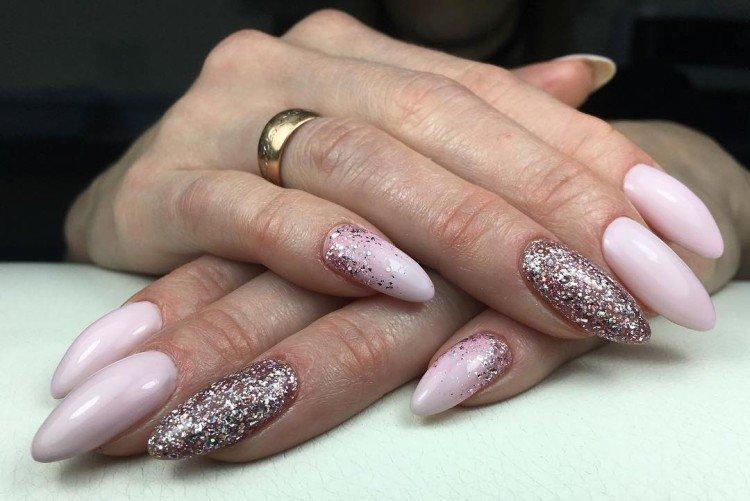 Manucure pailletée - photos et idées