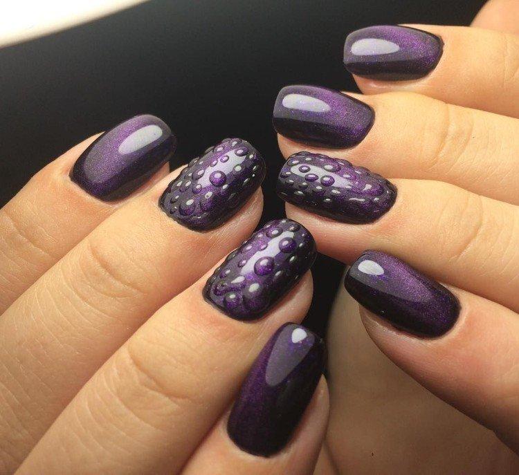 Manucure sombre - photos et idées