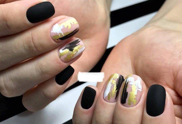 Frottis sur les ongles