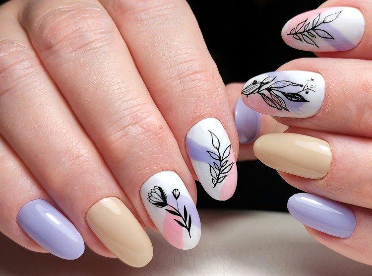 Dessins de plantes sur les ongles