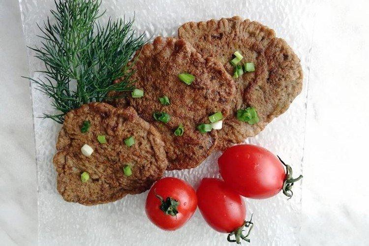 Escalopes de foie de poulet aux pommes de terre et au saindoux