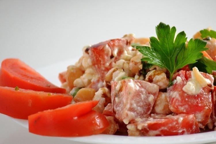 Salade de pois chiches au fromage cottage