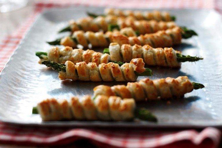 Asperges en pâte feuilletée