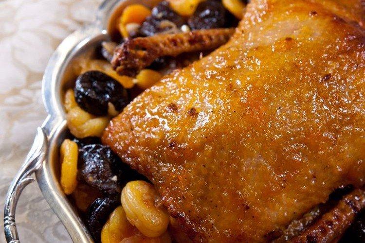 Poulet aux fruits secs au four
