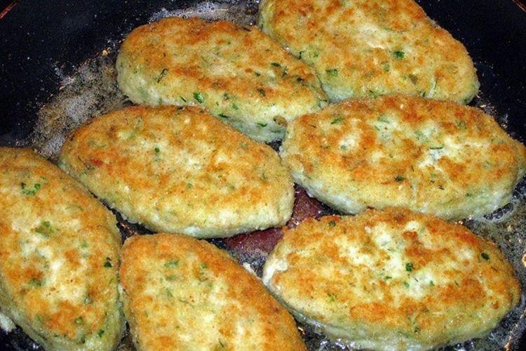 Escalopes de poisson hachées aux lardons