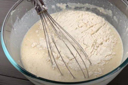 Crêpes avec trous dans le lait - une recette classique