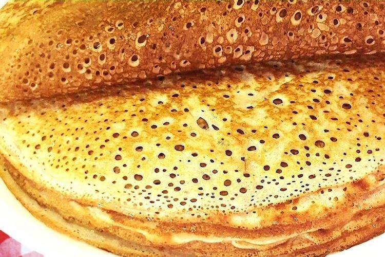 Crêpes trouées au lait sans soda