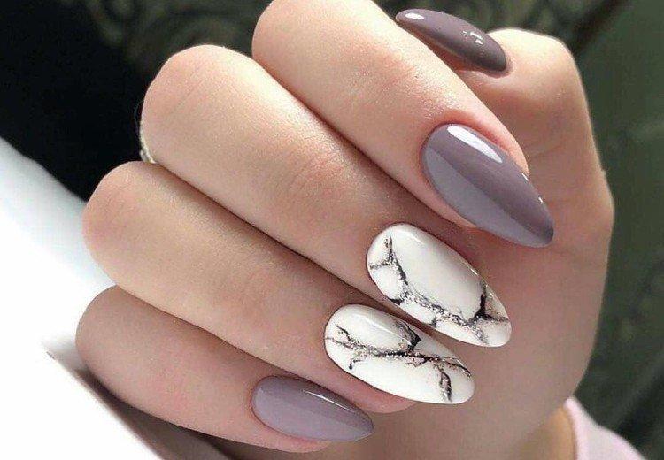 Manucure pour ongles longs ovales