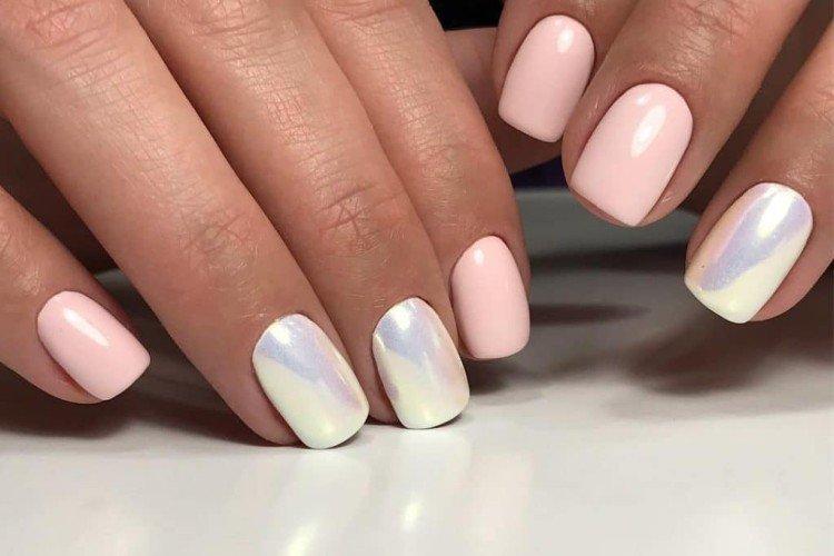 Manucure avec rub perlé