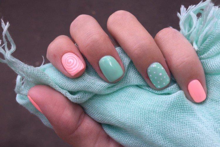 Manucure à la menthe