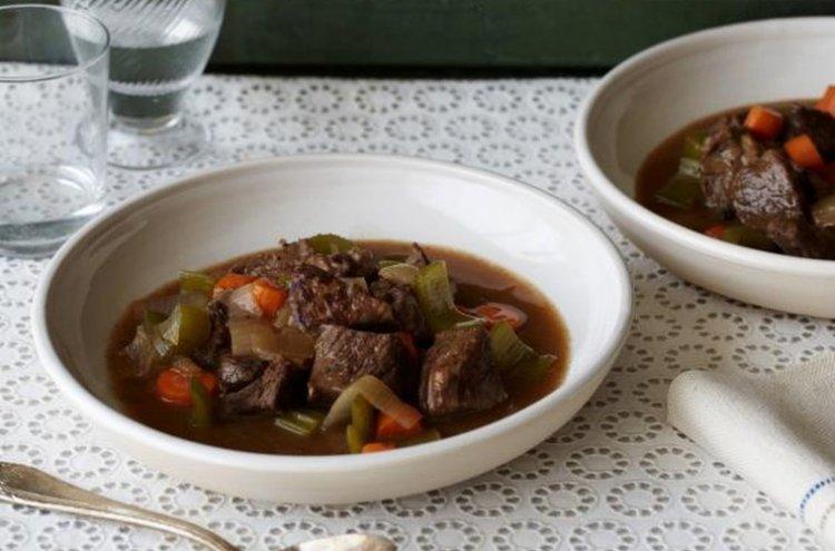Goulasch de boeuf au céleri