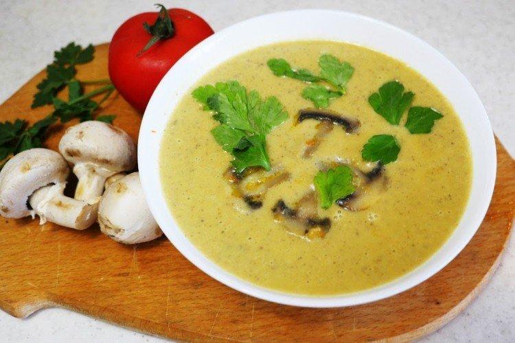 Soupe de lentilles aux champignons