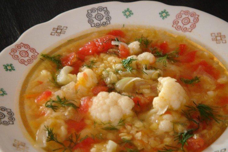 Soupe de lentilles au chou-fleur