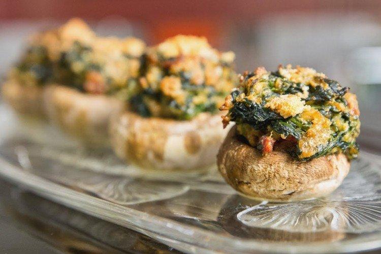 Champignons farcis aux épinards