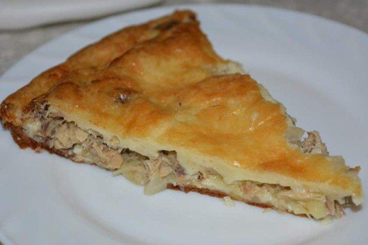 Tarte au poisson avec mayonnaise