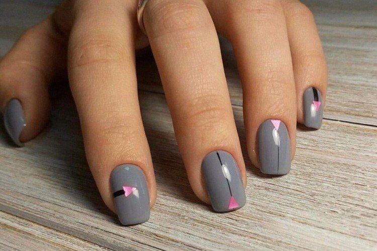 Manucure grise 2021