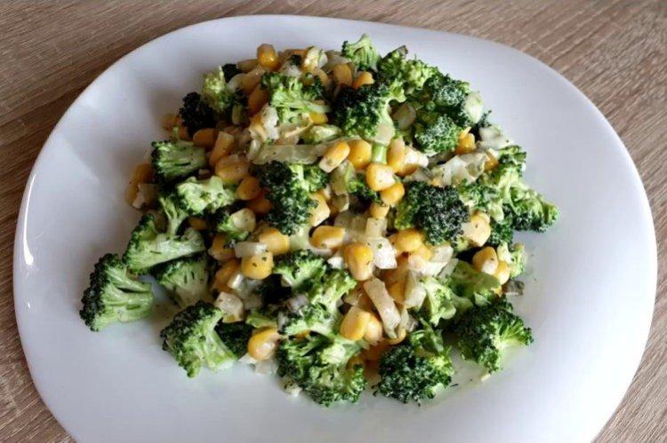 Salade de brocoli frais