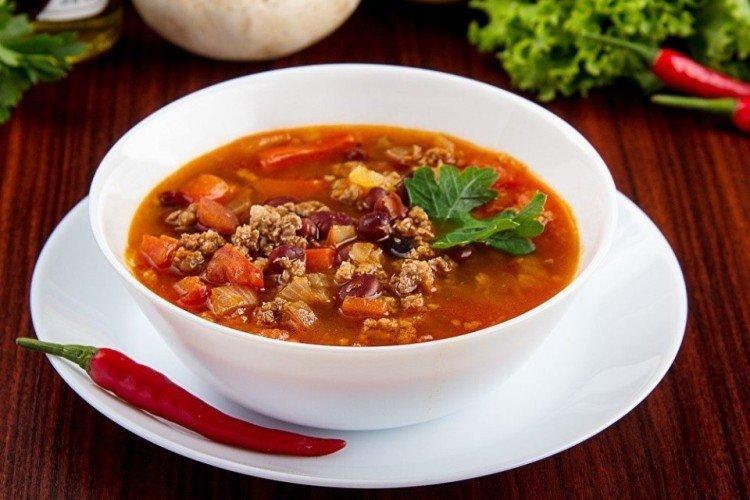 Soupe de viande hachée aux haricots rouges