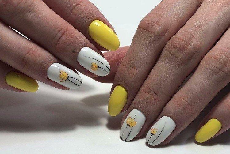 Manucure jaune avec du blanc