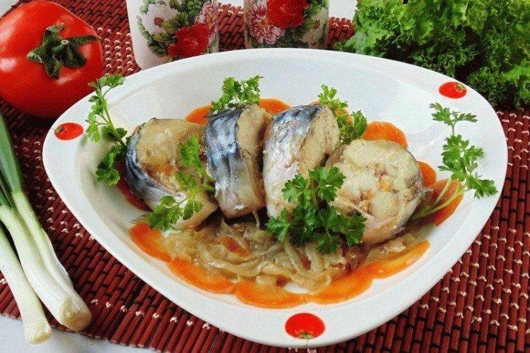 Maquereau au four dans un bocal