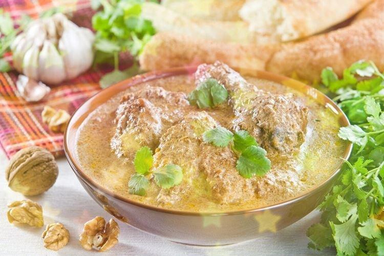 Satsivi au poulet et légumes