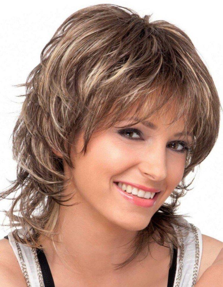 Début de la coupe de cheveux - photos et idées