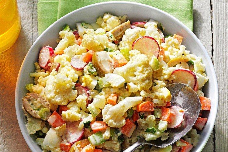 Salade d'oeufs et de chou-fleur