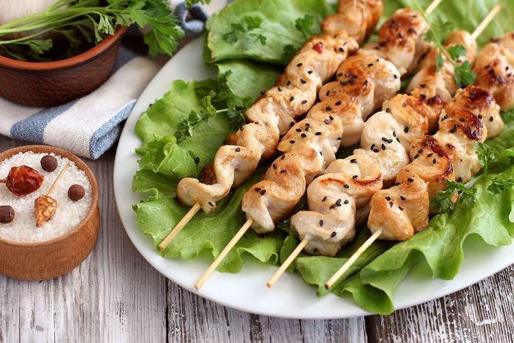 Brochette de poulet à la bière