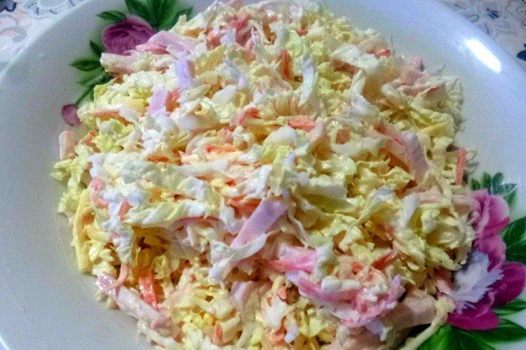 Salade de chou de Pékin, jambon et fromage