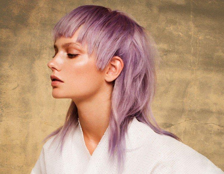 Maillet avec poils extra longs aux tempes