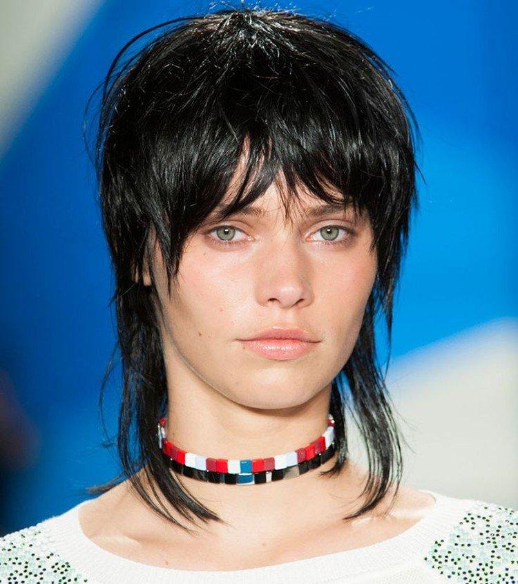 Maillet avec une frange luxuriante