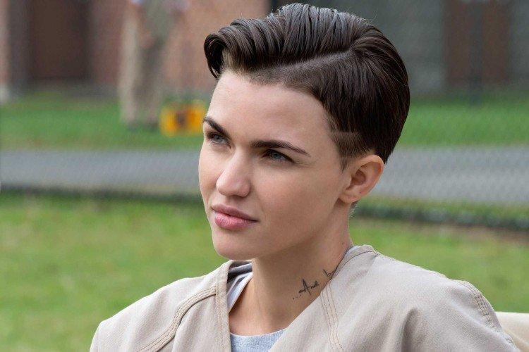 Garçon manqué dos empilé